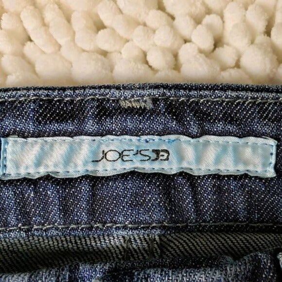 Joe's Distressed Cut-Off Jean Shorts Size 26 - Picture 3 of 6